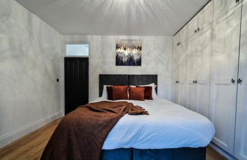 Beautiful Large 3 Bed 2 Bath Flat, Free Parking - Foto 15