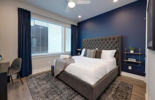 New Lux Townhome 6 mins to DT Rooftop Sleeps 12 - Foto 9