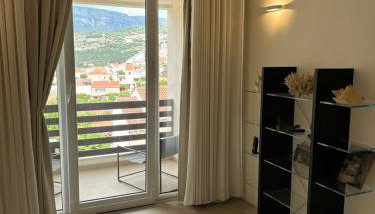 Cruise Ship Bridge View Apartment Luka - Foto 5