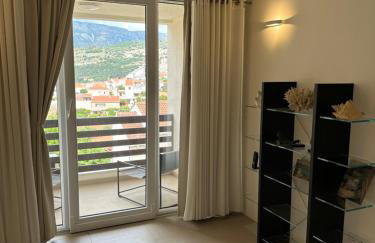 Cruise Ship Bridge View Apartment Luka - Foto 5