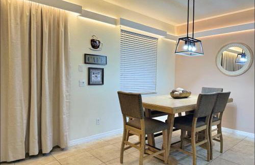 Family Home 20 min Disney 4BR Heated Pool BBQ - Foto 5