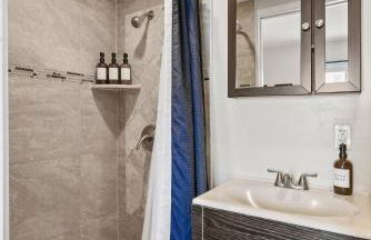 Riviera Bay View Dream - Private patio with bay view and parking - Foto 32