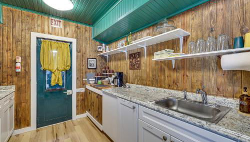 Charming Converted Railcar Studio in Joplin! - Foto 3