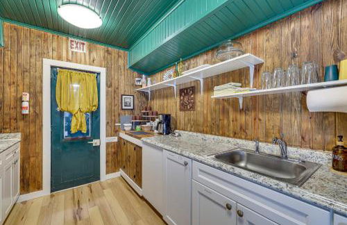 Charming Converted Railcar Studio in Joplin! - Foto 3