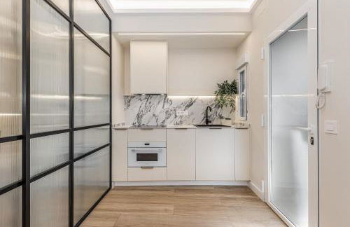 Queen's Chueca Boutique IV - Alojamiento corta estancia - Photo 10