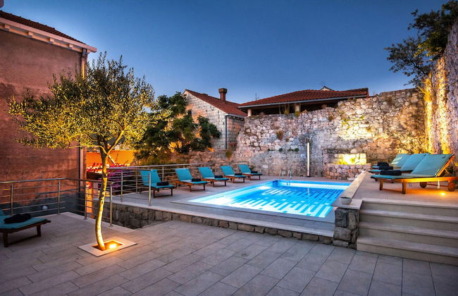 California Apartments II - Photo 62