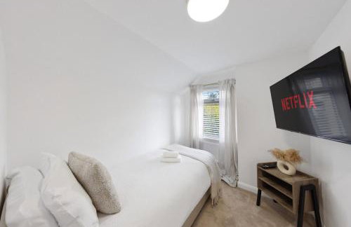 Cornerstone Cottage Orpington - Spacious 3 Bedroom Home - Sleeps 7 - Foto 16