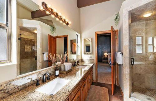 Stunning LAKE VIEW Game Room Spa Walk To Village - Photo 27