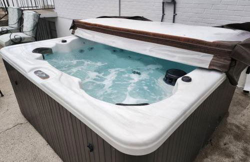 Hot tub bubbles on Butler - Foto 6