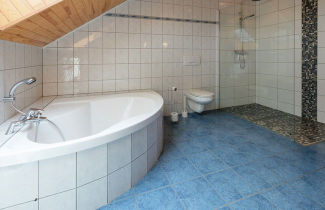 Villa in Houffalize With Infrared Sauna - Photo 30