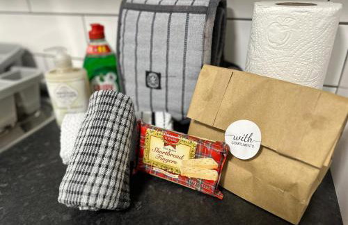 Comfortable 2BR Home 4 Beds Great for Small Groups - Foto 44