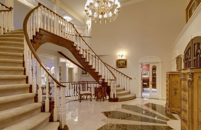 Ghost Lake Manor House - Foto 30