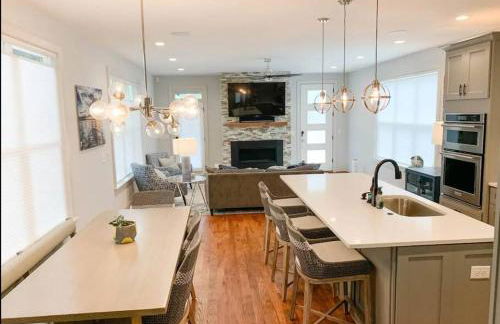 City View- near Downtown, Capital, NC State - Foto 13