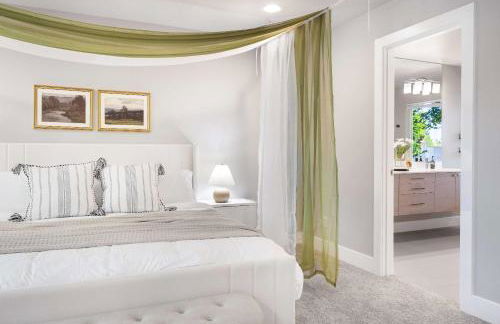 Modern Kirkland 4BR Family Oasis Kids Paradise - Photo 41