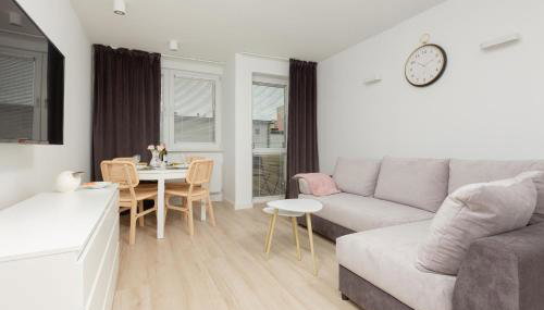 Two-Bedroom Apartament Gdansk 650 m Brzeźno Beach by Noclegi Renters - Foto 1