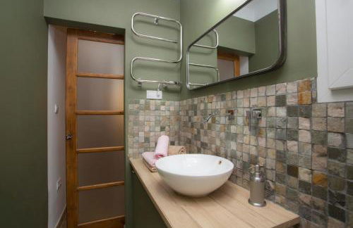 Eco-Friendly Apartments - Photo 9