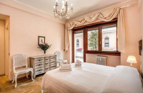 La Dolce Vita Of Via Veneto - Prestigious Apartment With Wonderful Terrace In the Historic Center - Foto 34