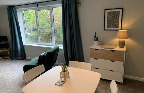 Bronte Country - 2 Bed Apartment near Cliffe Castle - Foto 38