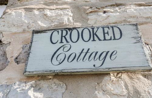 Crooked Cottage - Photo 2