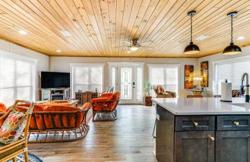 8 Mi to Ozark Folk Center Home with Hot Tub and Deck - Foto 5