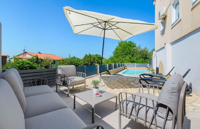 Charming Holiday Home With Pool and sea View - Foto 21