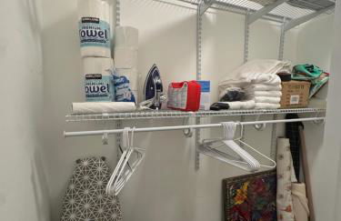 Edgewater Andersonville-area Apt Close to Loyola Lake EZ Parking - Foto 26