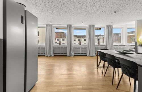 280 qm Billard Tischtennis Tischkicker - Foto 15