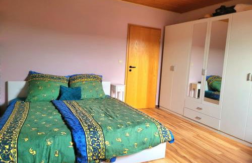 Gemütliche Ferienwohnung mit Ausblick auf das Saarpolygon - Foto 2