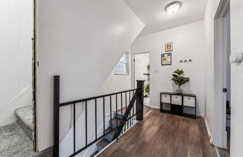 Modern Family Friendly Home 3 Bedroom Great Location - Foto 13