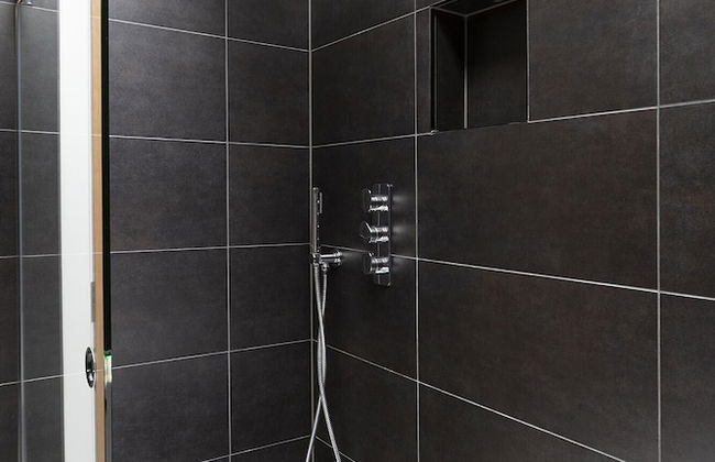 Immaculate Central Windsor Town House - Foto 26