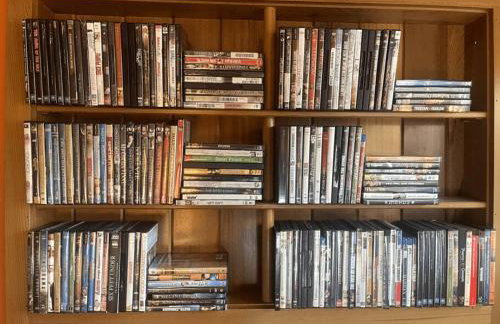 Steps to the Ellis River - Luxe, Hot Tub, Game Room - Foto 51