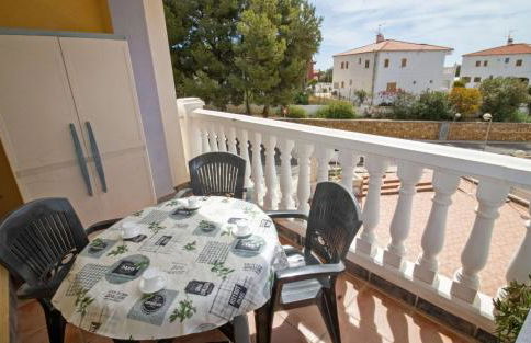 Apartamento con terraza y piscina - Marcomar Albert Villas - Photo 24