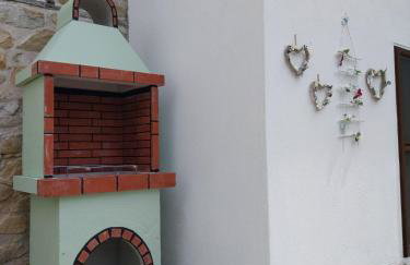 Πραβιτάδικο - Photo 4