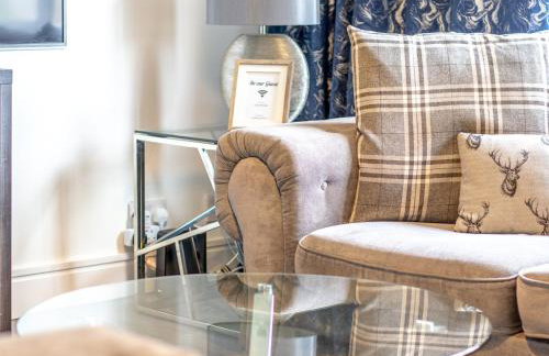 Renfrew Town Centre Easy Link to Glasgow City - Pass the Keys - Foto 10