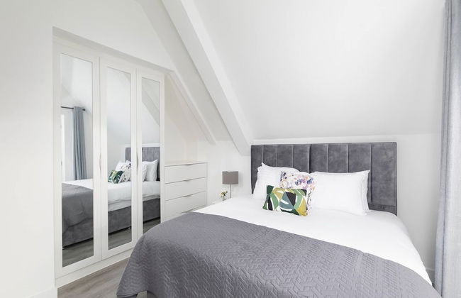 Skyvillion -vineyard Court- Enfield 1bed With Balcony - Photo 5