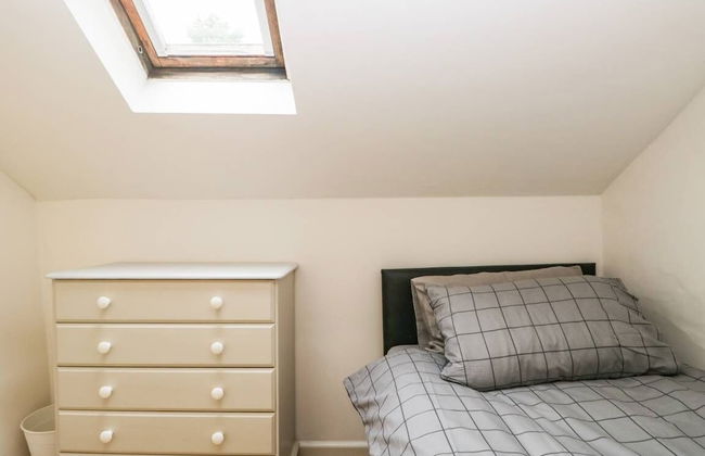 COACH HOUSE - Photo 8