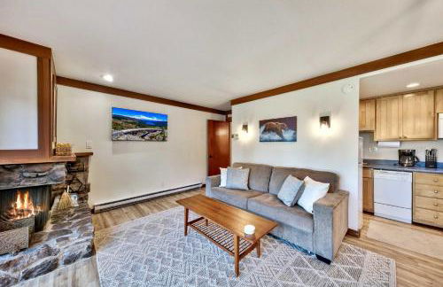 TML 04 - Beautiful 1 BR Condo in Tahoe City - Foto 3