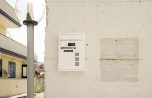 De Rosa Home Appartamento 4 posti letto, vicino al centro e al mare, con terrazza, aria condizionata, parcheggio privato e wifi - Foto 18