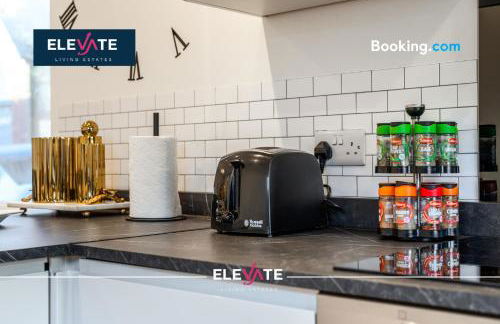 Last-Minute Specials l Limited-Time Deal l Sleeps Up To 6 Guest l Free Parking, Families, Business Stay l By Elevate Living Estates Short Lets & Serviced Accommodation Northampton - Photo 29