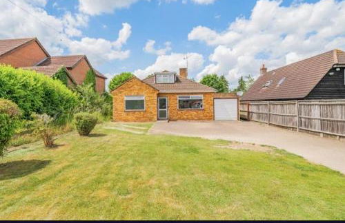 Andover Garden Bungalow - Photo 8