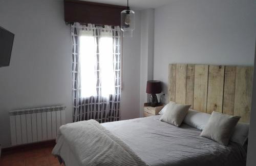 Vino Montaña & jardín Garaje NETFLIX WIFI INCLUIDO, - Foto 4