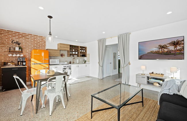 Modern Downtown Bungalow - Foto 8