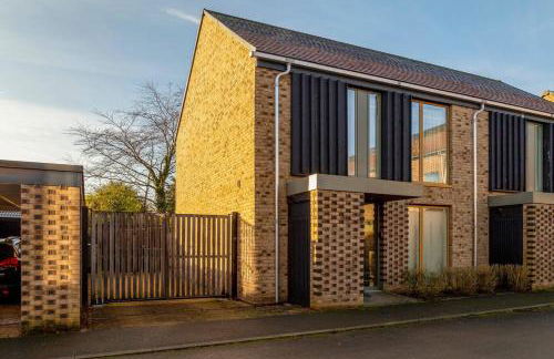 Pass the Keys 53 Austin Drive · Modern Townhouse near Addenbrookes Own Parking - Foto 46