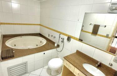 Saint Sebastian Flat 603- Com Hidro! até 3 pessoas, Duplex, no centro - Foto 16