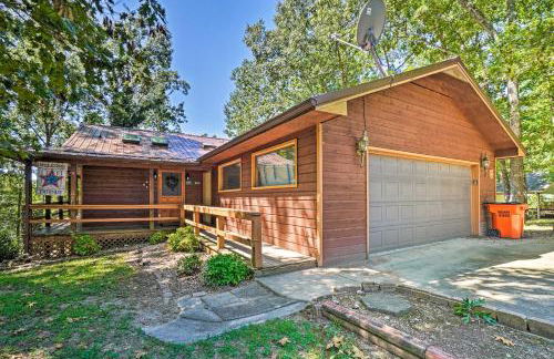 Home with Large Deck on Table Rock Lake! - Foto 28