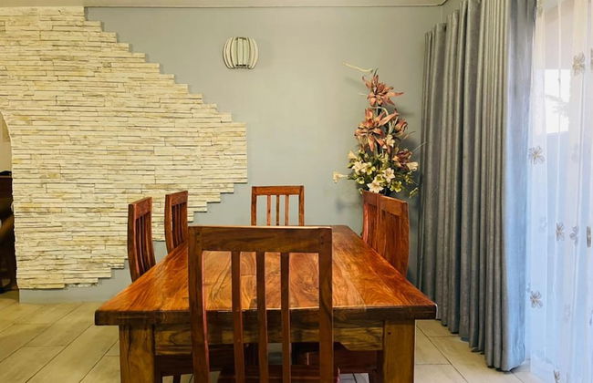 Lovely 3 bed in Selborne Park With Pool - 2234 - Foto 9