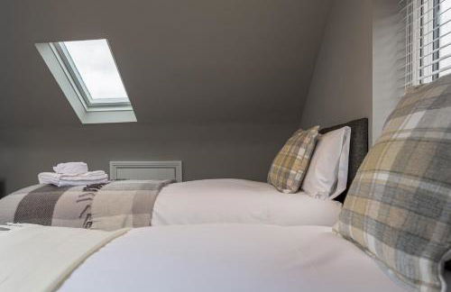 Comfortable 5-Bedroom House in Cheltenham - Foto 15