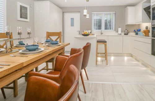 Bishop Fell - Foto 12