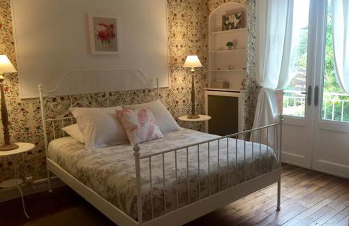 Loire Valley Medieval Getaway - Photo 44