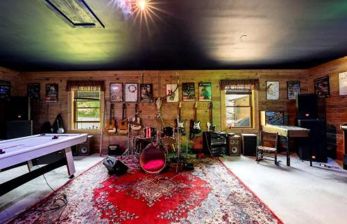 Luxurious Log Cabin with Game Room & Fireplace near Princeton in New Hope, Pennsylvania - Foto 7